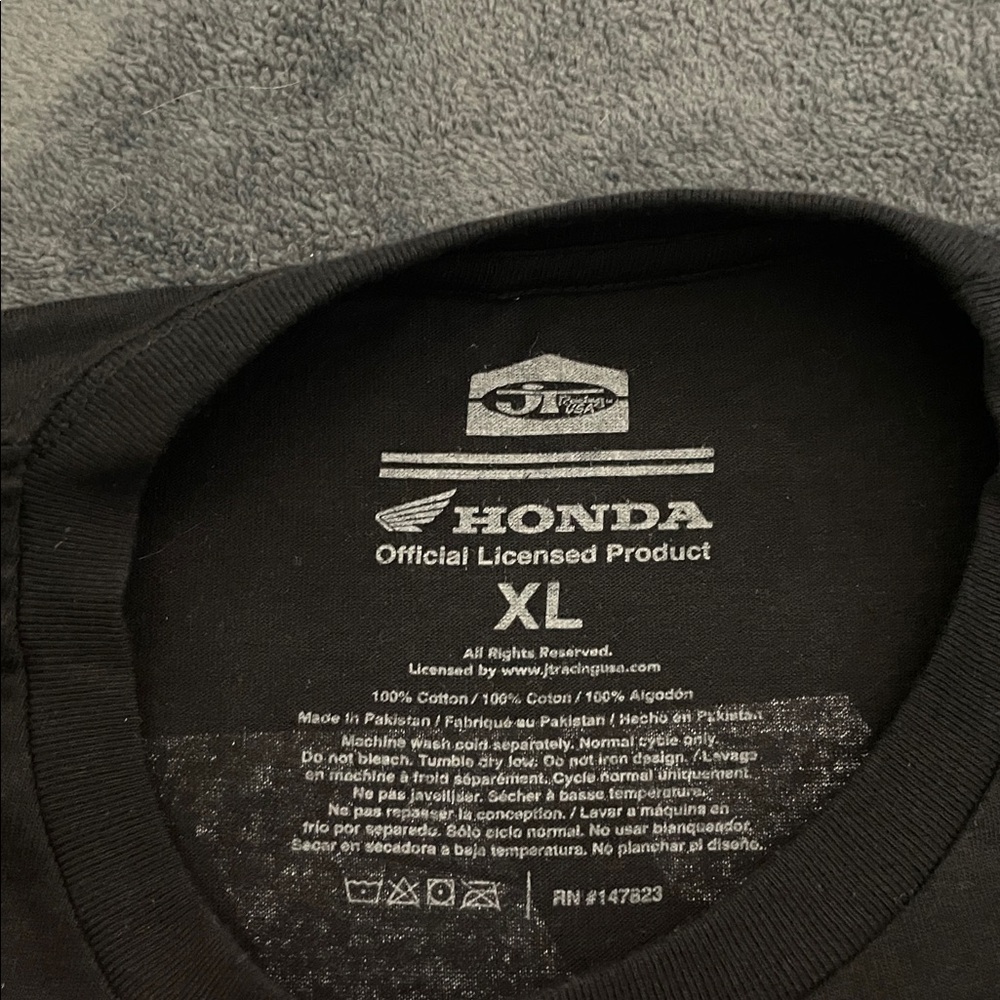 Honda Racing T-Shirt - Picture 5 of 7